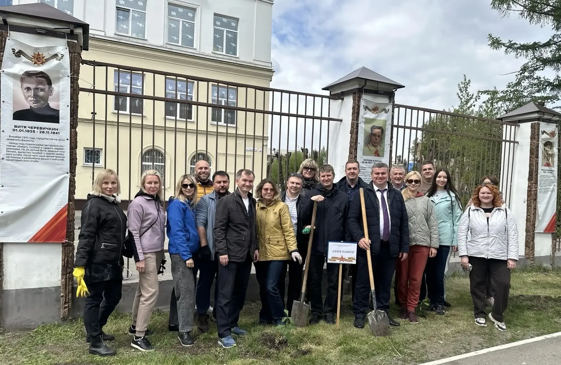 Кто-то сегодня сидит в тени, потому что кто-то давным-давно посадил дерево // Уоррен Ба...