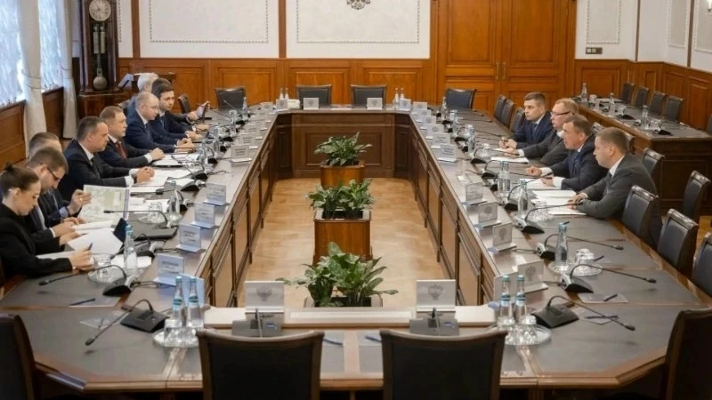 Валерий Лимаренко обсудил с Андреем Никитиным модернизацию порта Корсаков