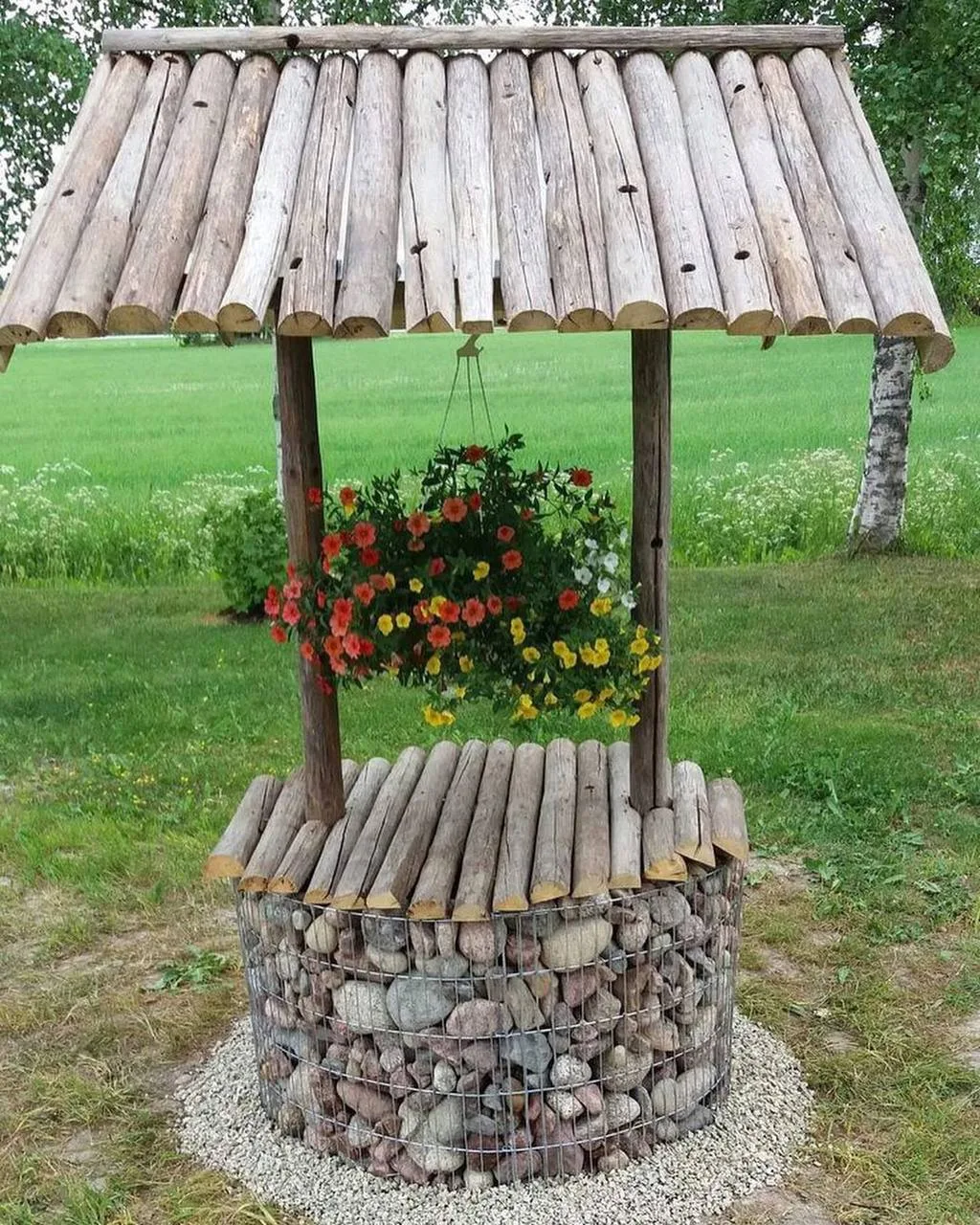 Самодельный декор для участка 👏  Что понравилось больше? 😊  🌻 Любимая дача - Подписаться!