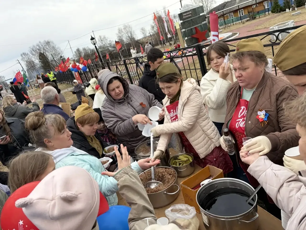 В сельском поселении Зайцева Речка состоялась патриотическая акция «Полевая кухня».
