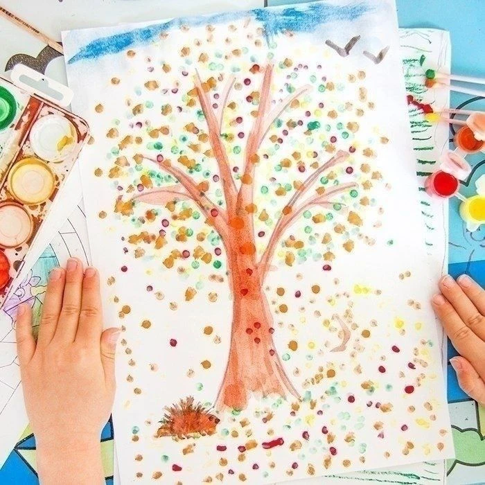 🎨🌳Рисуем листву деревьев ватными палочками.