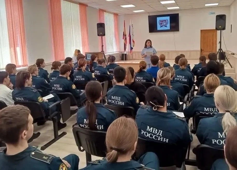 Для учащихся Курского автотехнического колледжа прошла лекция-беседа «Семья и семейные ...