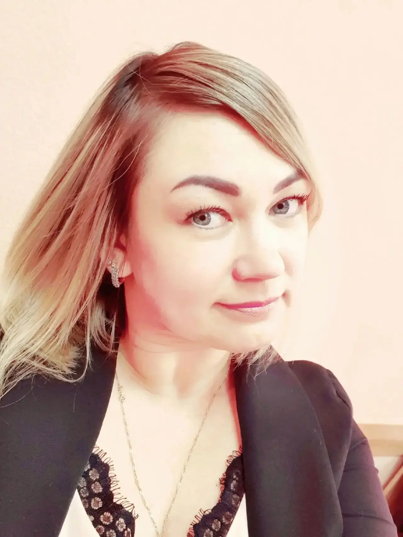 Коллектив Кемского Дома творчества поздравляет Козаеву Елену Александровну с днем рожде...