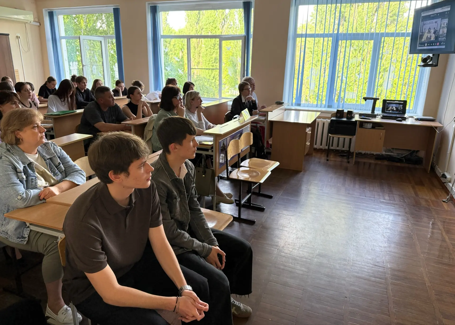 📢 Краевое родительское собрание для родителей 11-классников состоялось!  🗓️ 19 мая 2026 года в 17:00