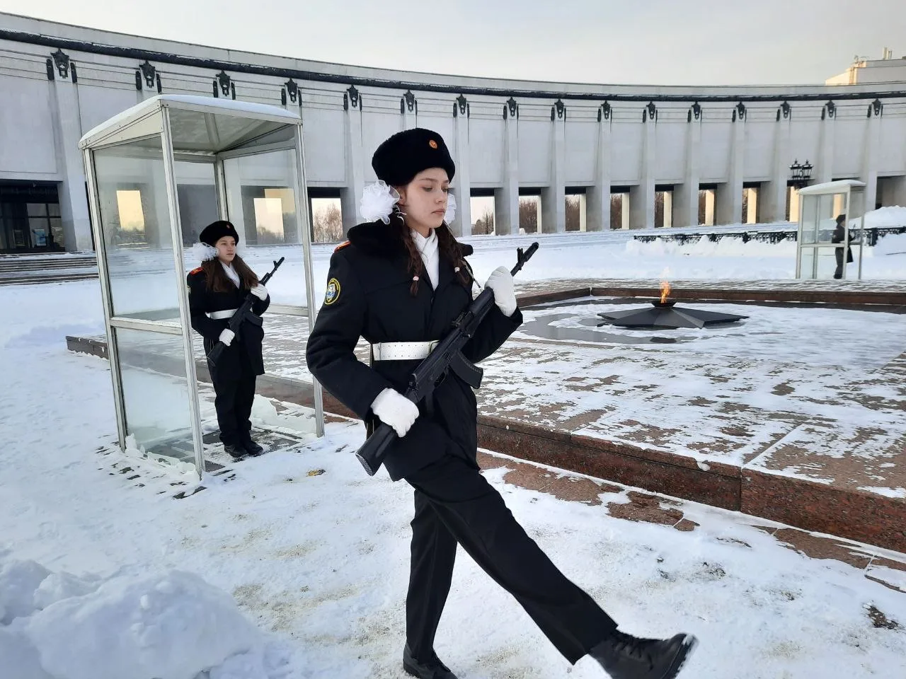 Вахта Памяти   ✨ В эту субботу кадеты 8К класса нашей школы несли службу в составе почетного караула