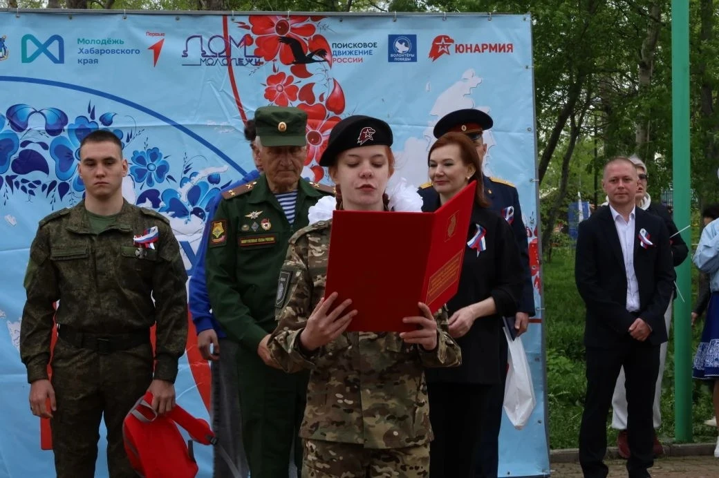 12 июня, в День России, наша воспитанница Карина С. принесла присягу Юнармии.
Присяга юнармейца – эт