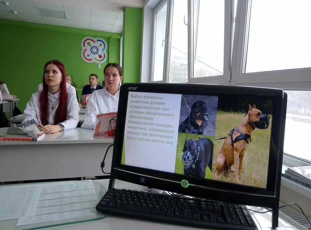 🐕 В нашем лицее в рамках партийного проекта «Единой России» «Защита животного мира» проходят тематич