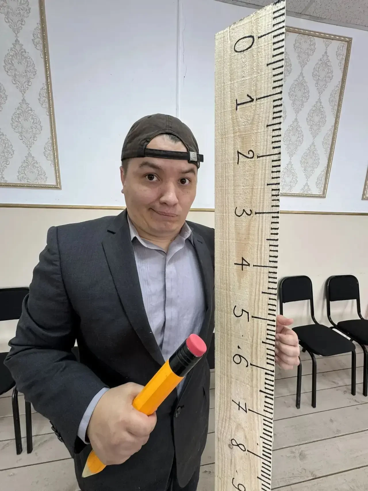 НУ ЧТО, С ДНЕМ ЗНАНИЙ😭