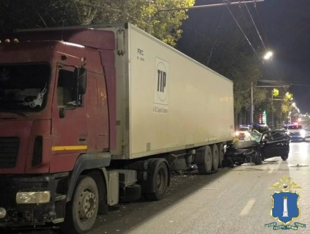 😱 Первый месяц за рулём обернулся смертельным ДТП: Kia врезалась в МАЗ