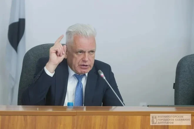 Спикер магнитогорского Собрания раскритиковал родителей, высаживающих детей на проезжей...