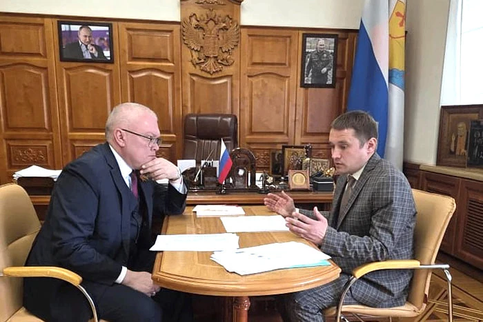 Сергей Чурин вступил в должность главы Фаленского муниципального округа.

— Сергей Сергеевич, рассчи