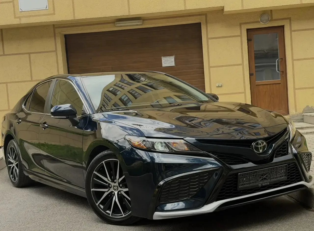Продам Toyota Camry 2021 г. редкая комплектация AWD 🔥

надежный и комфортный автомобиль.
Оригинальн