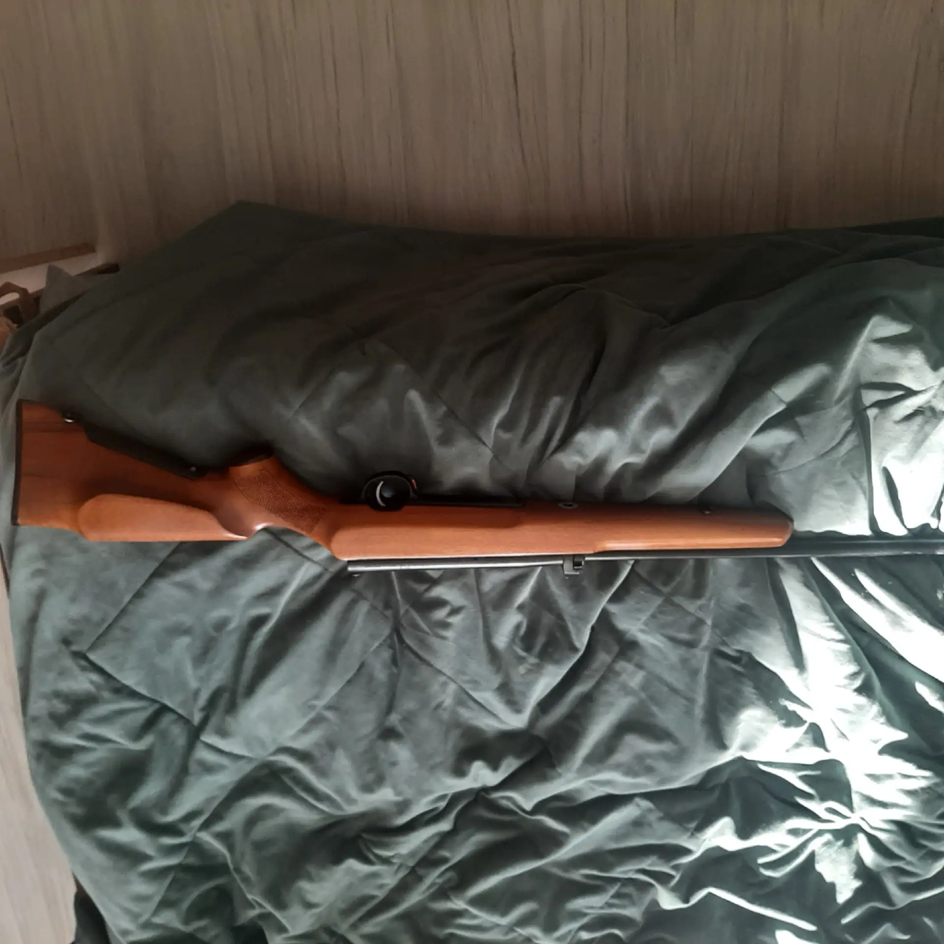 Продам, соболь,   22LR , цена 50000р. отстрел на руках,  М.О. г. Жуковский т. 9269290038.