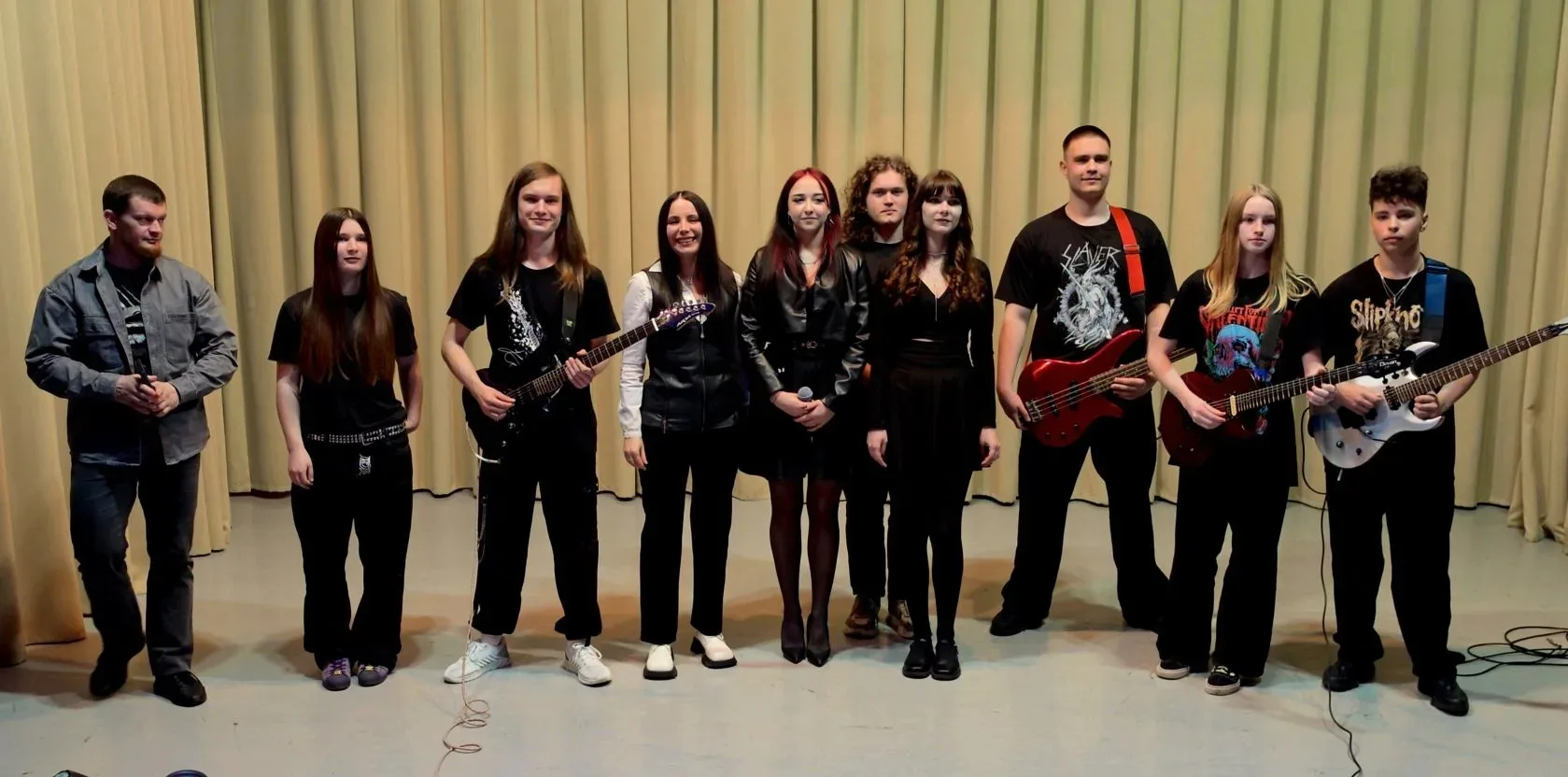 🎼🎶МУЗЫКАЛЬНОЕ РОДИТЕЛЬСКОЕ СОБРАНИЕ В КЛАССЕ ЭЛЕКТРОГИТАРЫ!🎸
