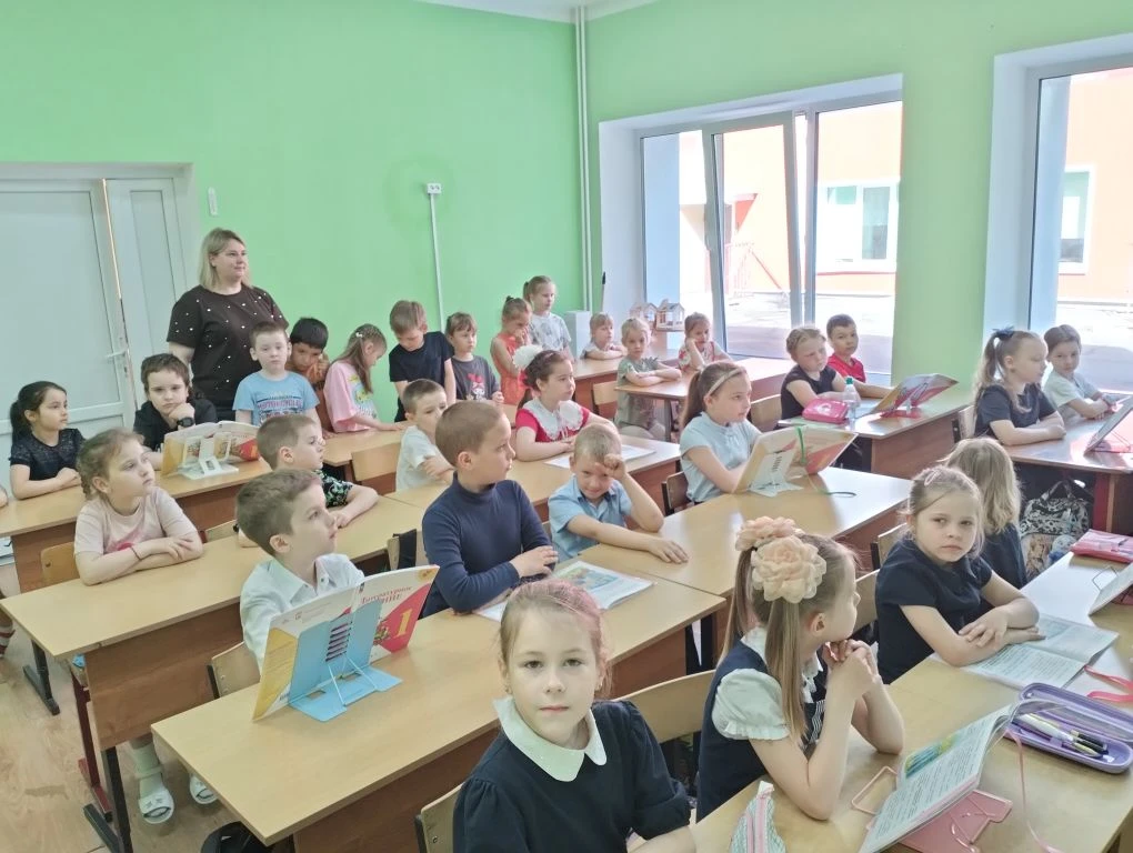 Дошкольное отделение «Сказка»  МБОУ«Софринский образовательный комплекс»  В понедельник, 18.05.2026 