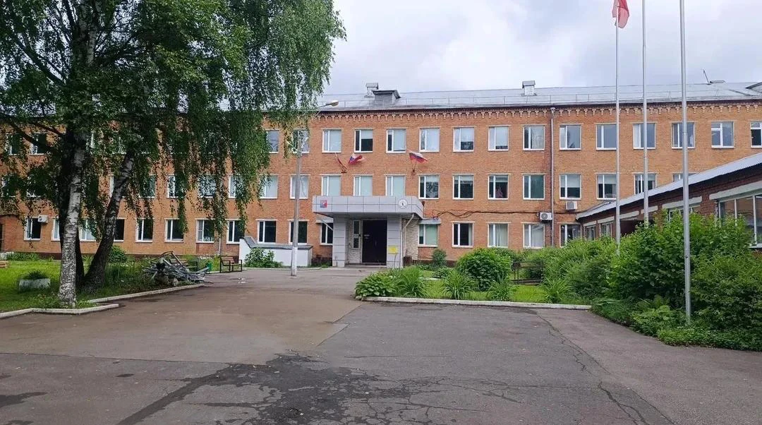 В коррекционной школе Лобни строят вторую столярную мастерскую с лазерным станком

В специальной кор