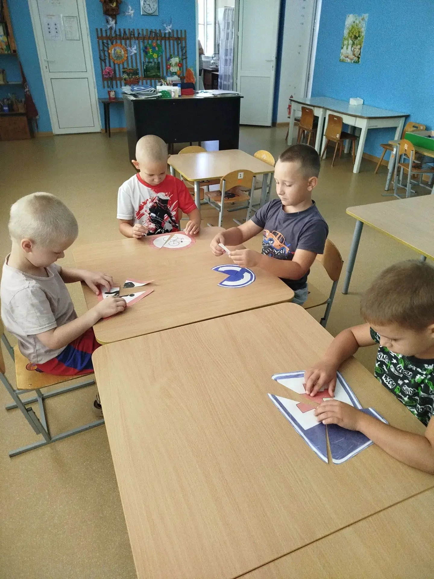 Дид. игра: ,, Собери знак"