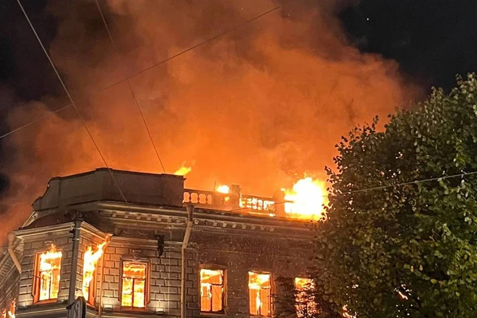 После пожара в особняке Миллера в Петербурге возбудили уголовное дело
