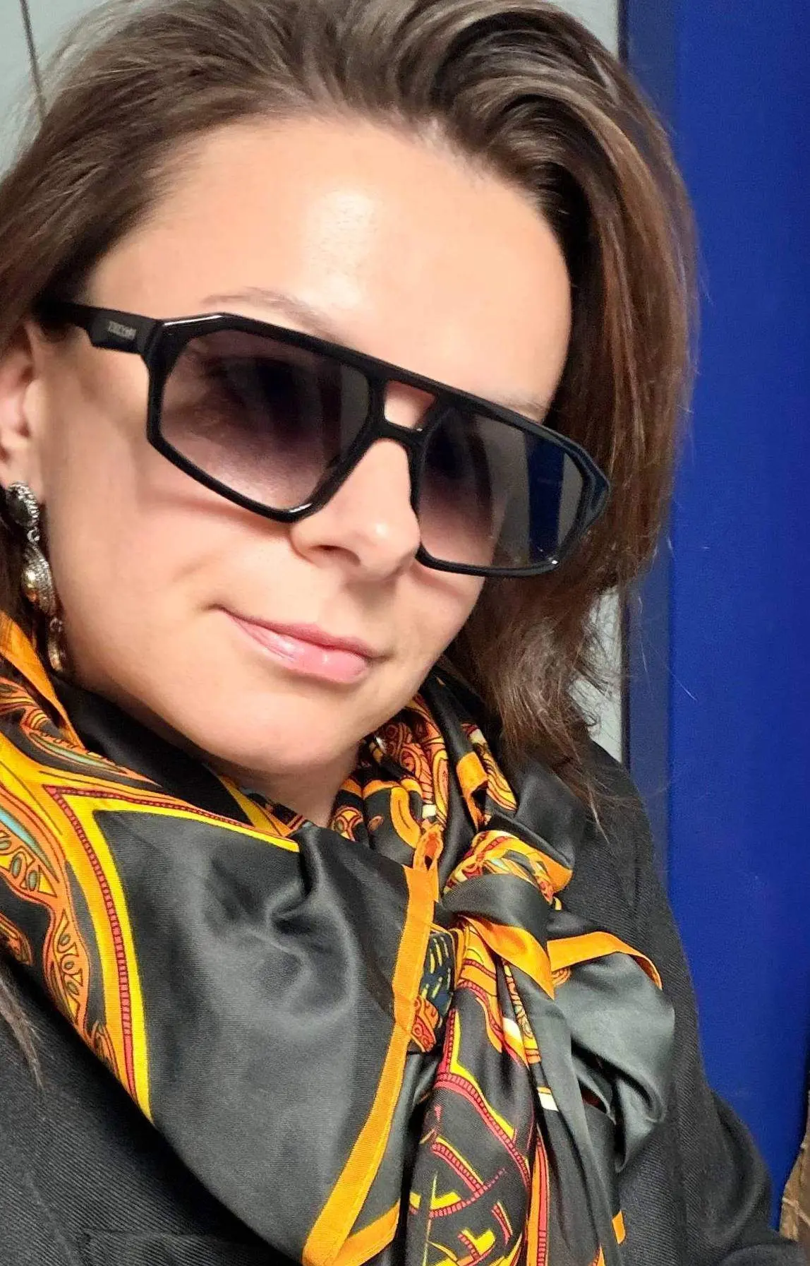 Не могу оставить вас за дверью 😁