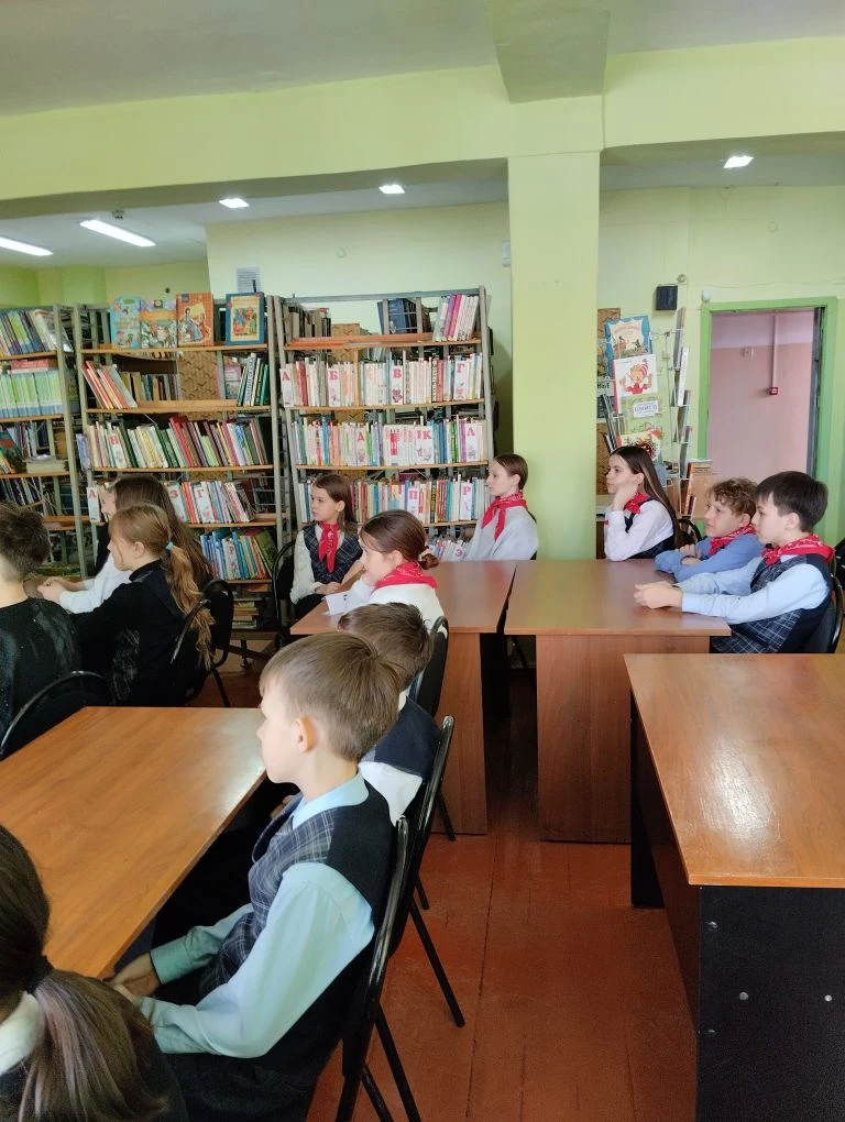 В лицее прошла игра "Волшебный  мир театра".  🎭Накануне Всемирного дня театра  на интеллектуальной в