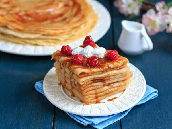 🥞 Вегетарианские блины на кокосовом молоке (без яиц).  Ингредиенты:   • Мука пшеничная – 220 г  • Са