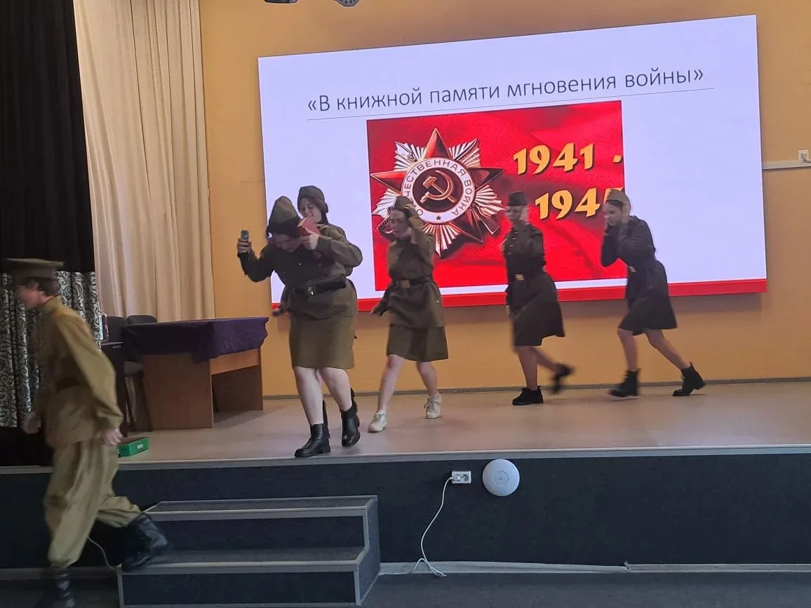 В преддверии празднования 81-й годовщины Великой Победы в МАОУ СОШ №5 г. Ишима состоялся показ спект