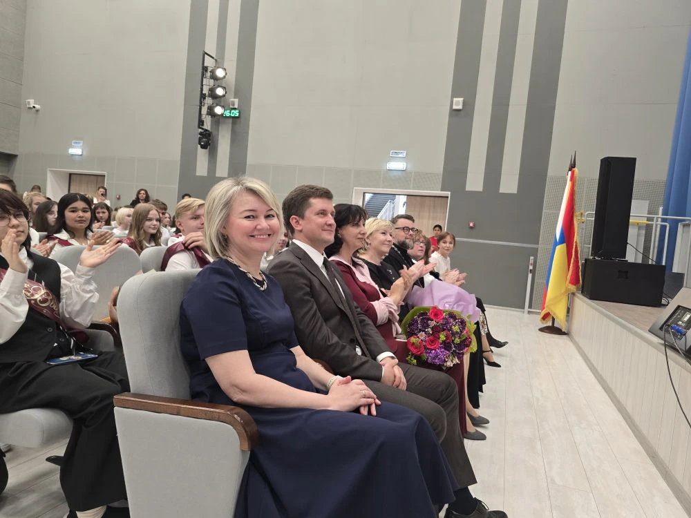 ПОСЛЕДНИЙ ЗВОНОК-2026🔔  🎈Это волнующий, радостный и одновременно грустный праздник, ведь школьная жи