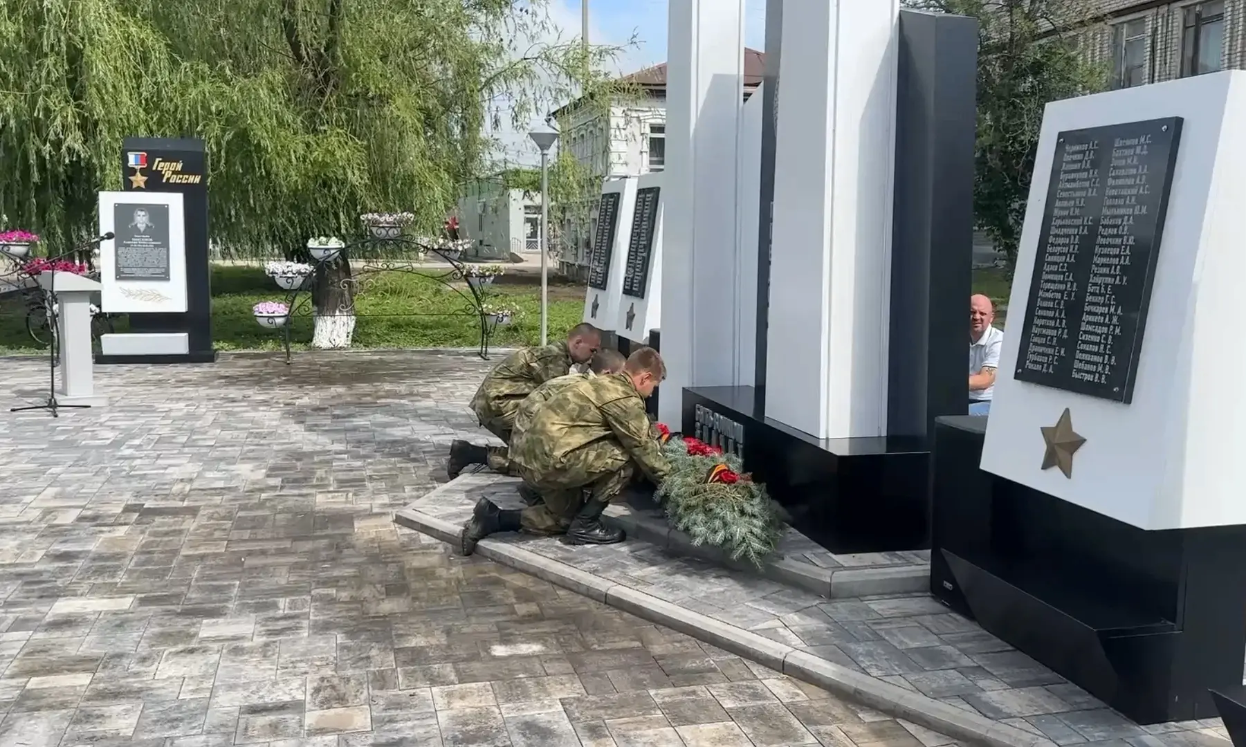22 июня, в День памяти и скорби, студенты поискового отряда «Наследники Победы» Краснокутского полит