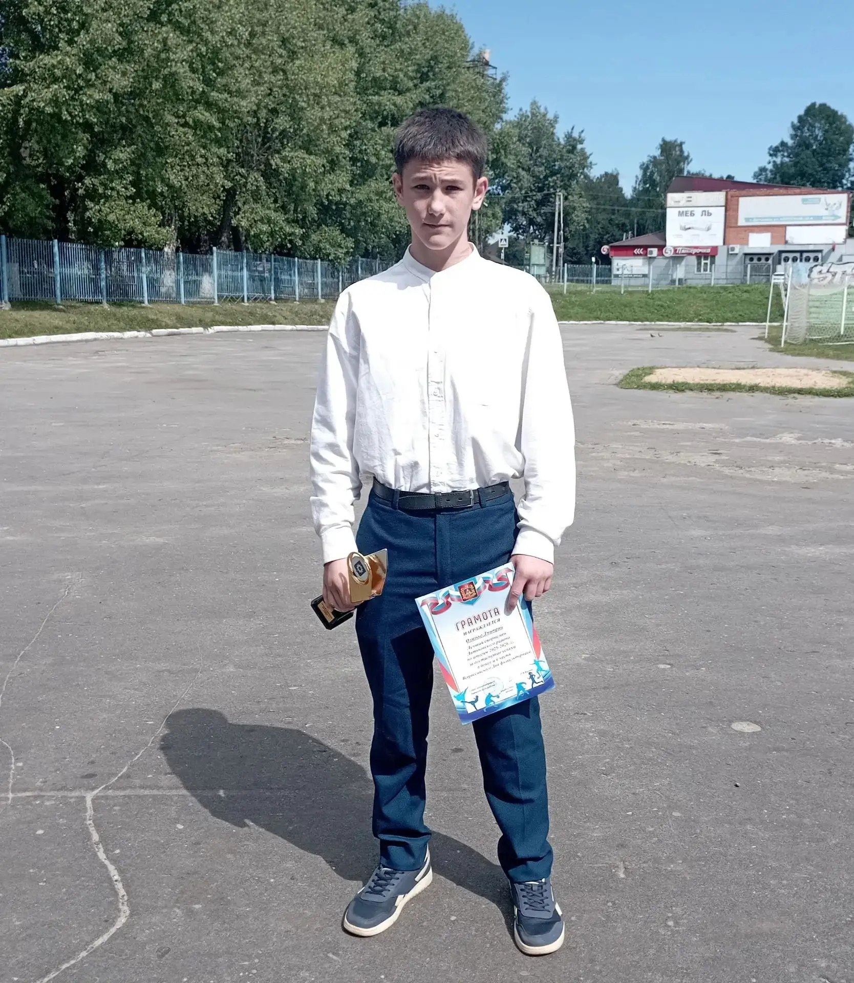 Мы продолжаем рассказывать о звёздочках нашей школы.