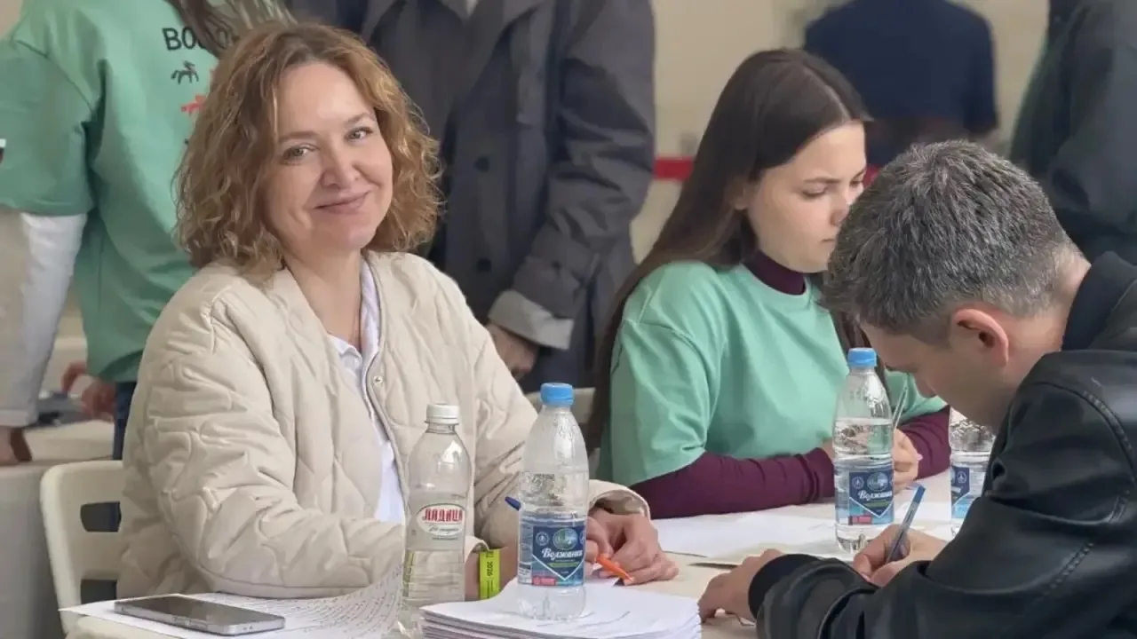 Здоровые привычки для яркого будущего 💚

27 июня экстрим-парк «УРАМ» в Казани стал главной площадко