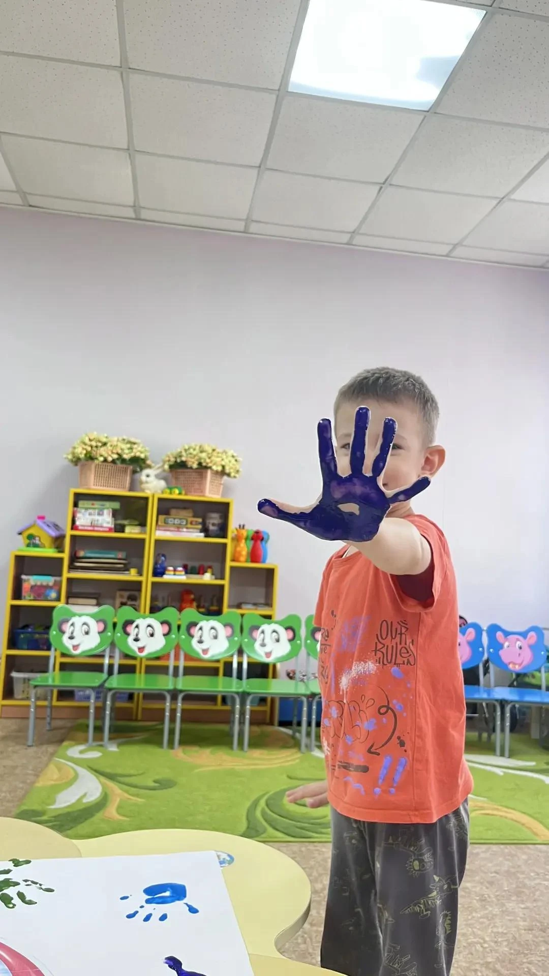Кружится планета,