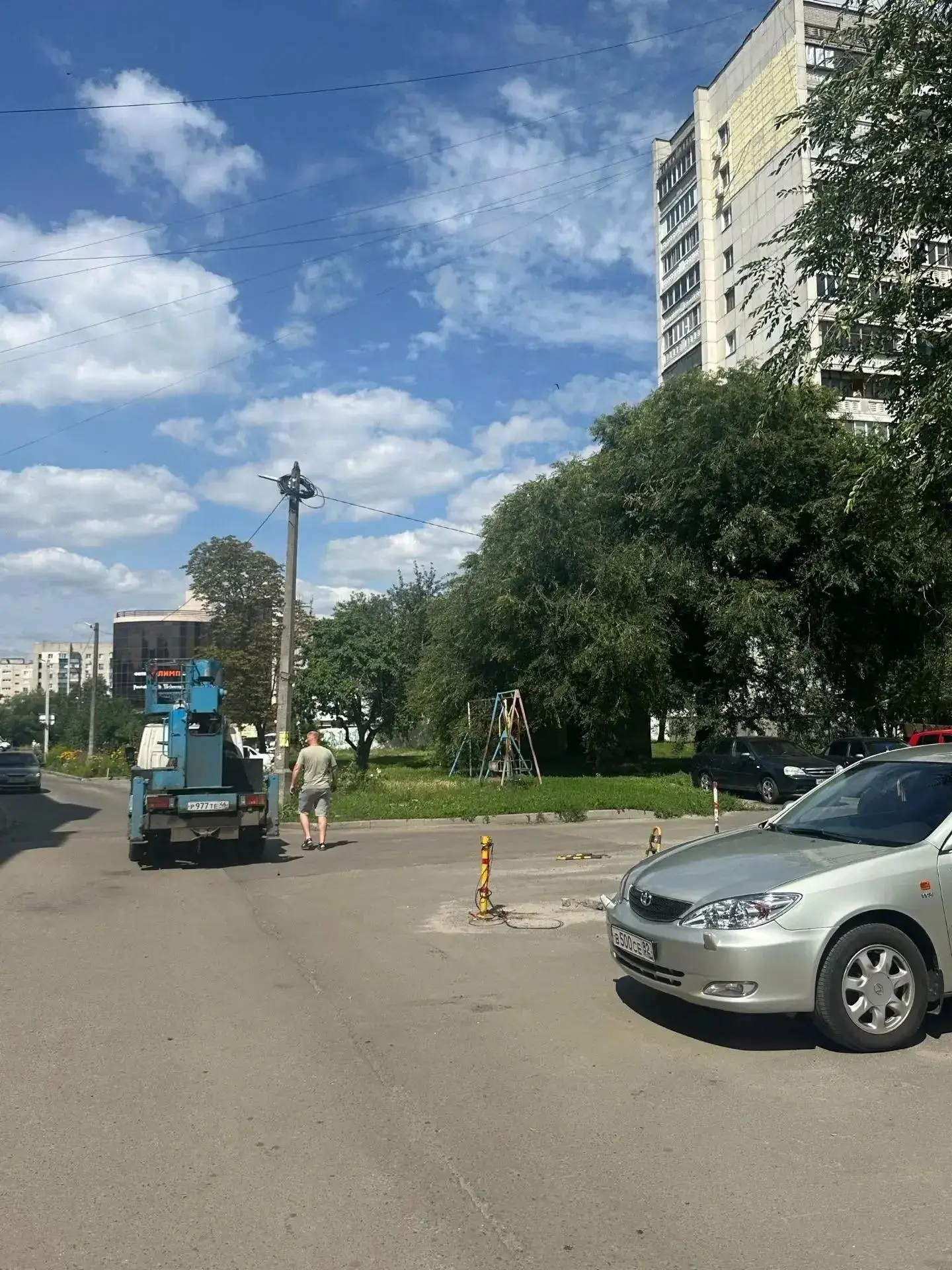В период с 20 по 21 июля в районе дома № 25 по улице Серегина запланированы работы по с...