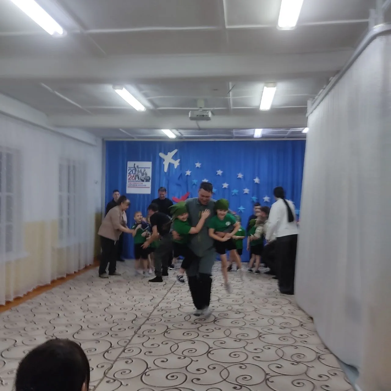 Уважаемые родители и гости нашего детского сада!

16 и 18 февраля у нас прошли  — спортивные развлеч