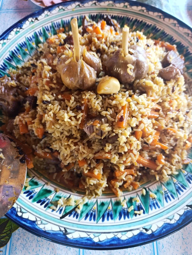 Отменила сегодняшнюю тренировку ради папиного плова😋