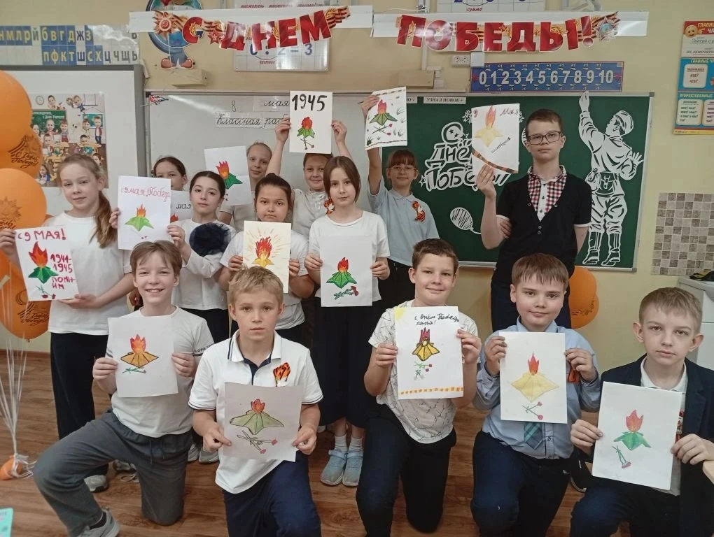 🕊🔥"НАША ПОБЕДА"🇷🇺 В преддверии празднования Дня Великой Победы во втором корпусе нашей #гимназии21 п