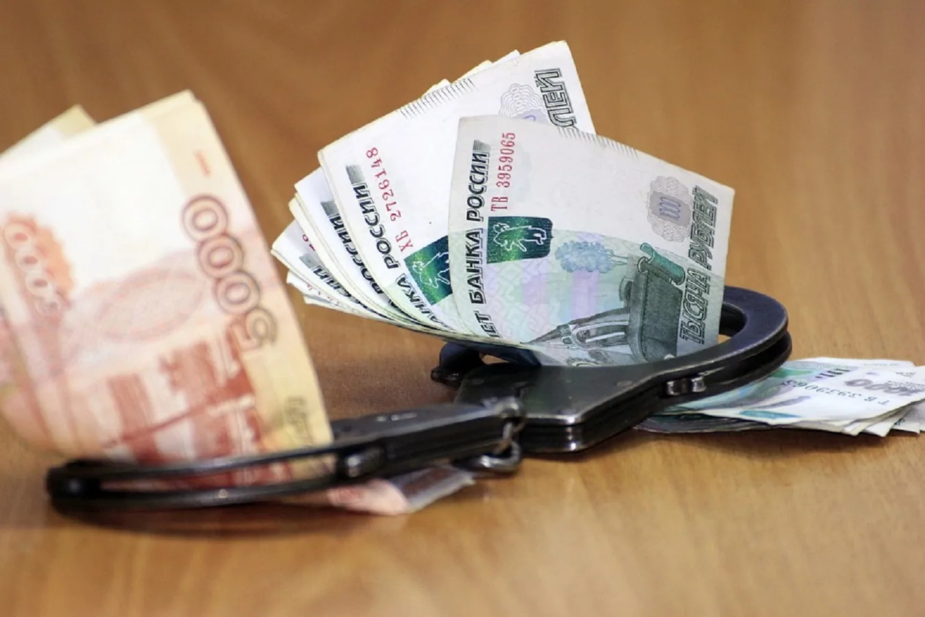 В Астрахани крипто-мошенник похитил у своего приятеля 15 млн рублей