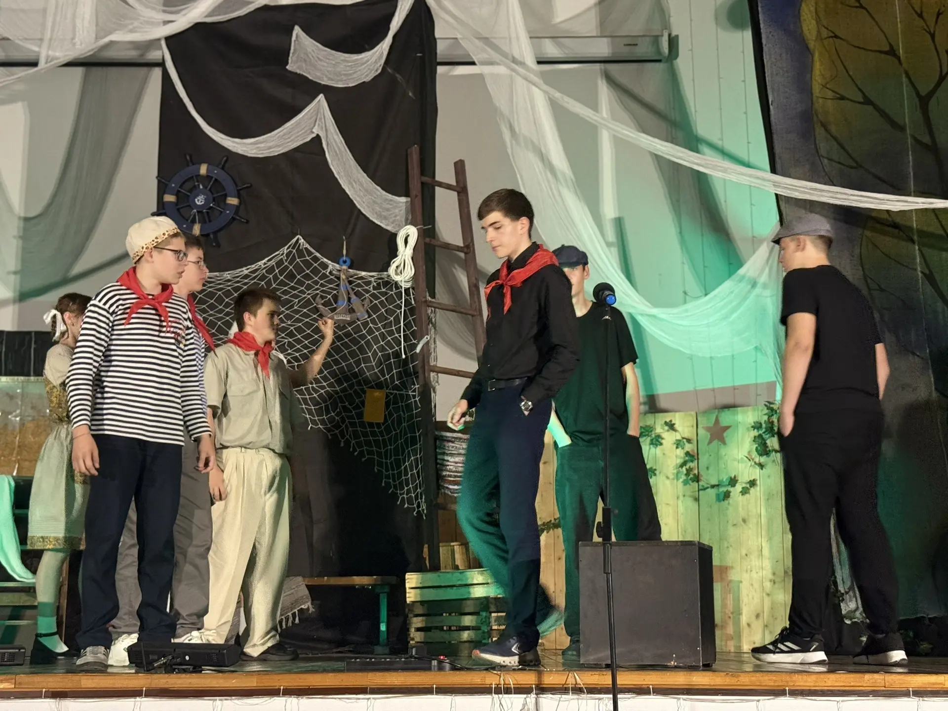 Завтра — день премьеры под открытым небом! 🎭

Друзья, у нас отличная новость! Уже завтра, 11 июня, 