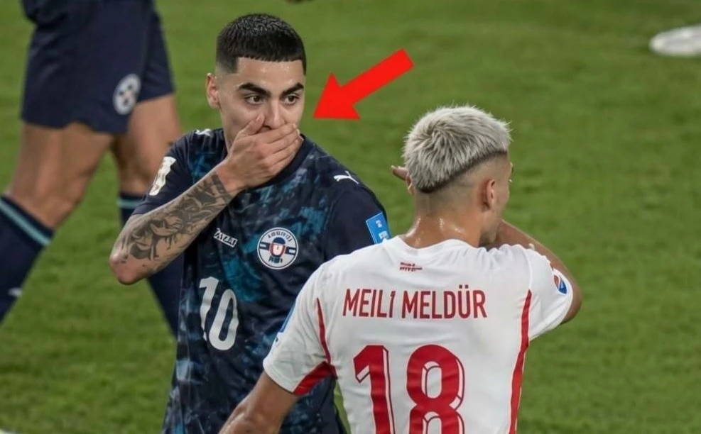 В ФУТБОЛЕ ВПЕРВЫЕ УДАЛИЛИ ИГРОКА ЗА ЭТО 🤯