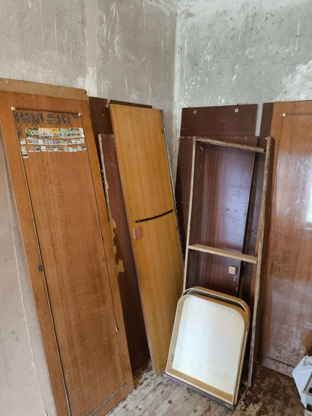 Здравствуйте, вынести на мусор, 1 этаж, мусорка в 3 минутах от подъезда
