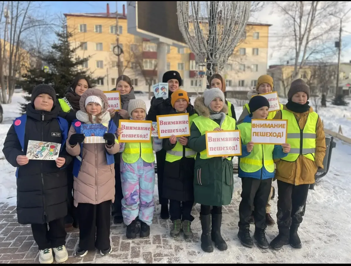 Безопасность на дорогах — это не просто правила, а залог нашей жизни! 🛑   Сегодня наши активные ЮИДо