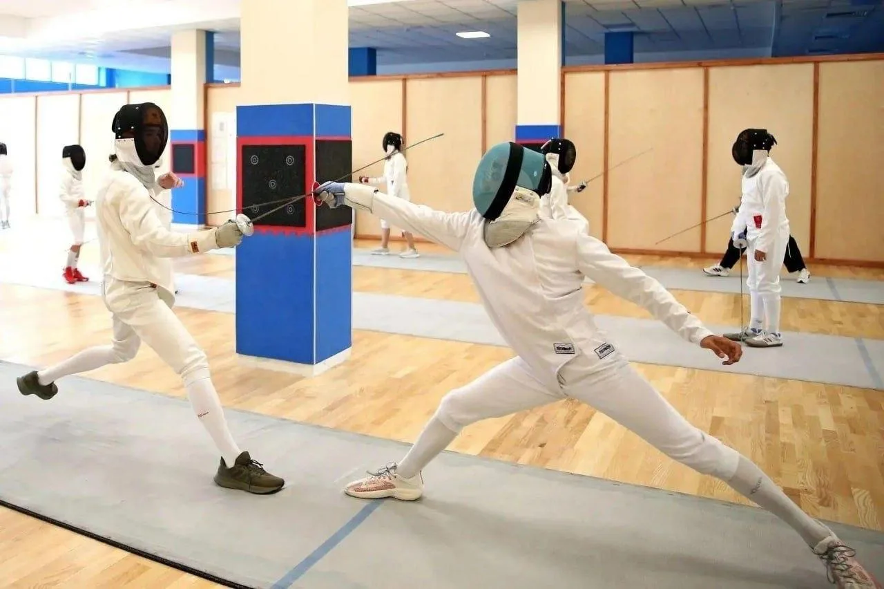 🤺 Сахалинским Д'Артаньянам чемпионский мастер-класс 

На Сахалин приехал мушкетёр XXI века — чемпио