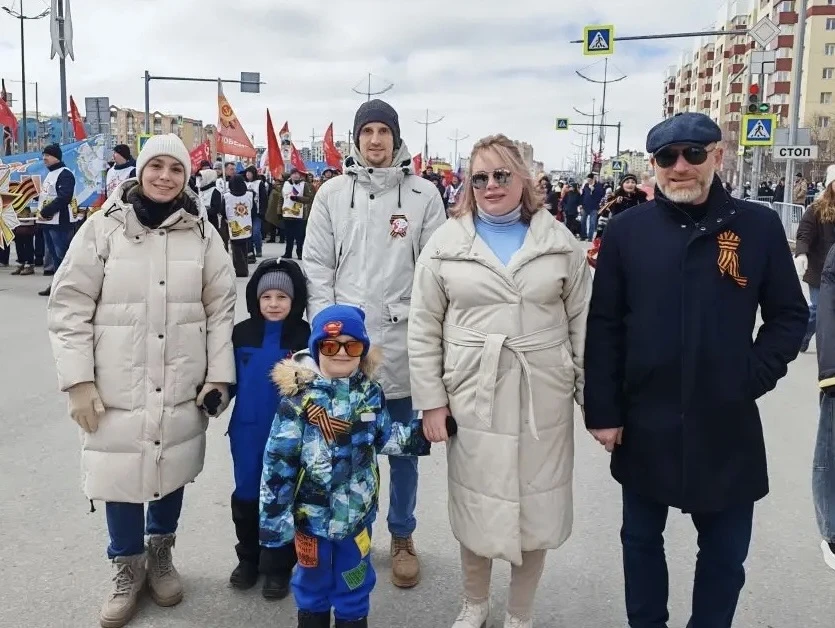🇷🇺✨ «Бессмертный полк» — память, объединяющая поколения ✨🇷🇺  Коллектив школы , родители и учащиеся М