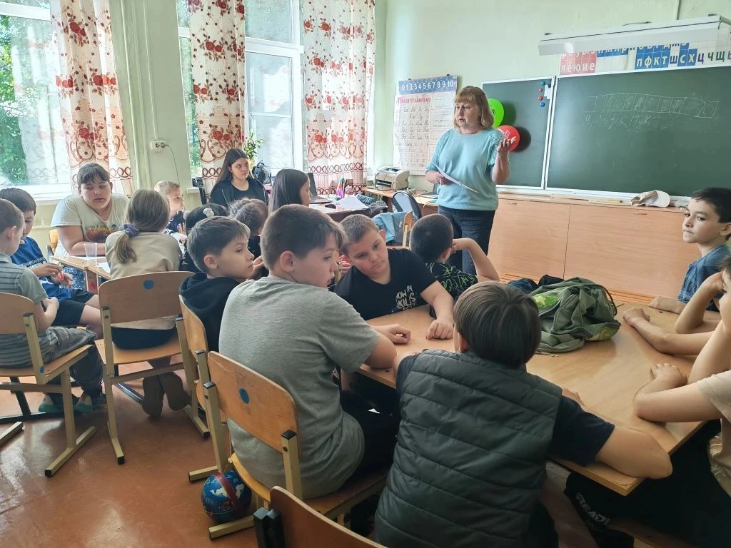 3 июня в лагере  была проведена тренировочная эвакуация. Далее ребята приняли участие в...