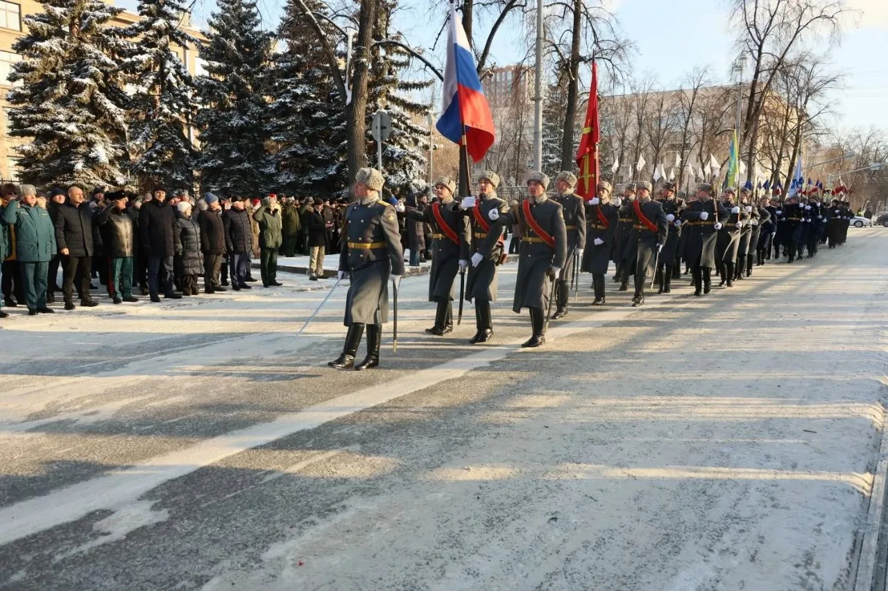 🎖В День защитника Отечества в Екатеринбурге вместе с командованием Центрального военного округа, вет