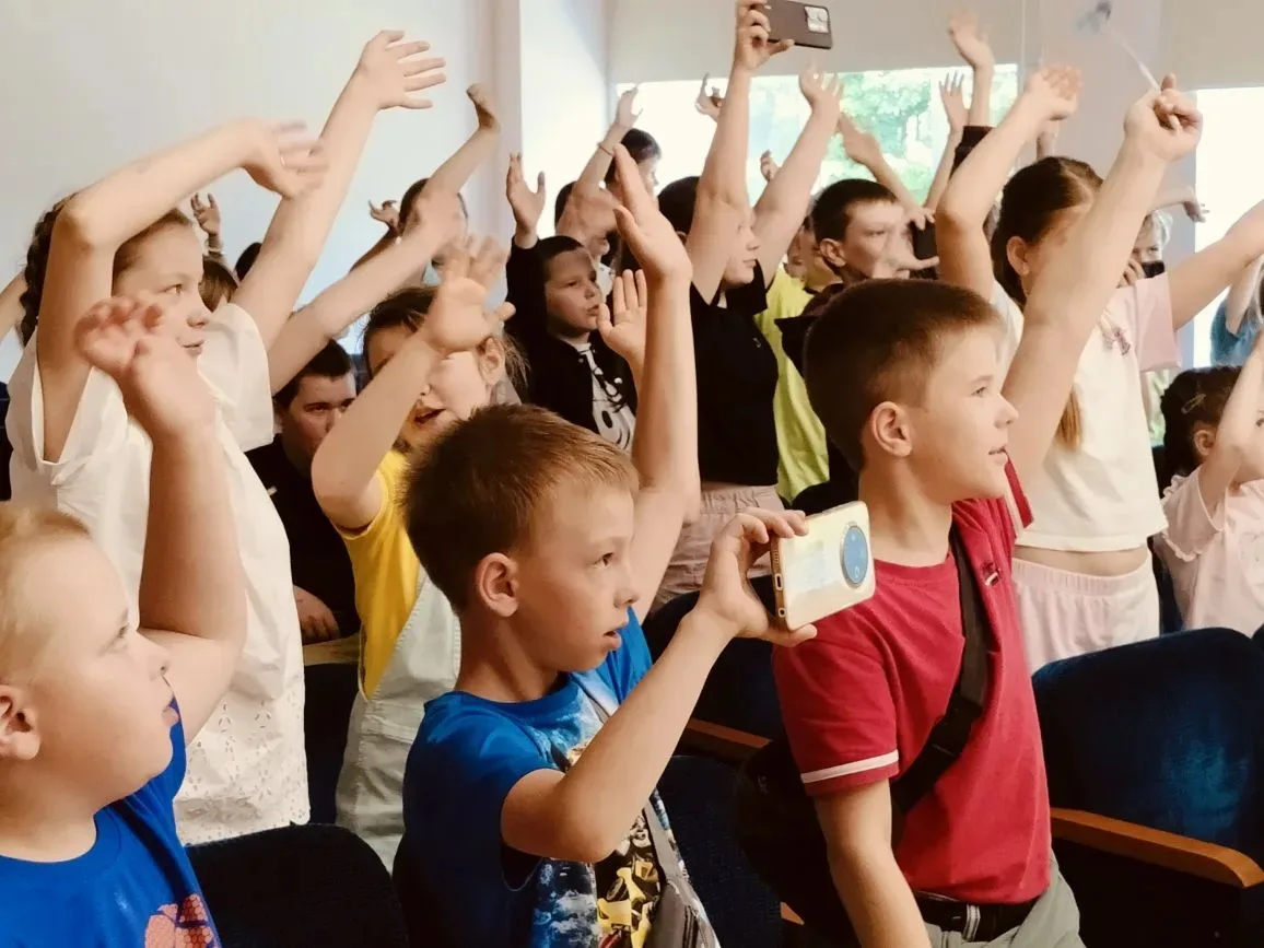 ✨ Путешествие в мир добрых сказок и любимых песен!