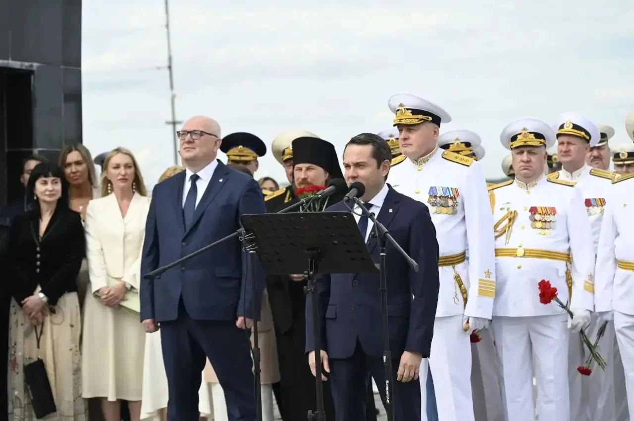 В Североморске отметили 330‑ю годовщину создания Военно‑Морского Флота России. В торжествах участвов