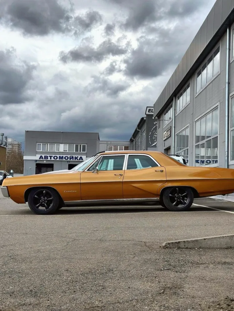 Оригинальные диски на Pontiac Catalina найти почти невозможно 🤷‍♂️

Редкая сверловка, нестандартные