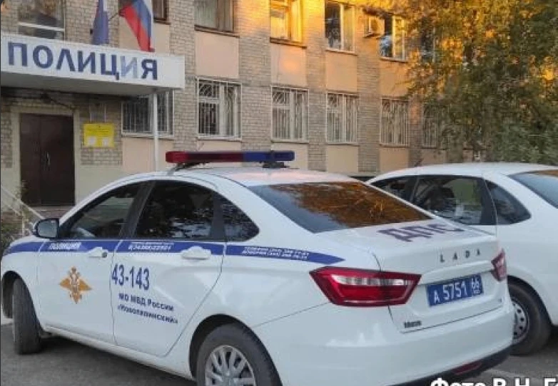 Почему дети помогают мошенникам грабить своих родителей?
В Екатеринбурге добычей аферистов стали зол