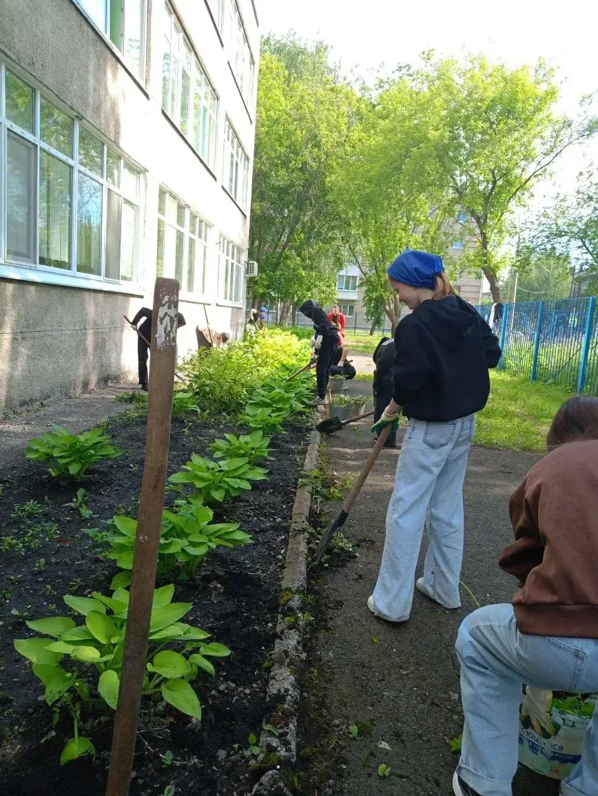 🌸ГОРОД МАСТЕРОВ. 1 СМЕНА☀️

💪🏻2-3 июня в лагере труда и отдыха «Город мастеров» прошли знакомства