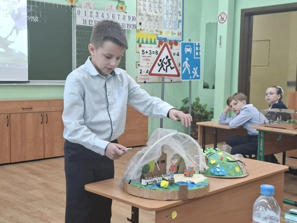 ➡ НАУЧНО - ПРАКТИЧЕСКАЯ КОНФЕРЕНЦИЯ "ЛОМОНОСОВСКИЕ ЧТЕНИЯ"  🌿 6 апреля наши юные исследователи покор